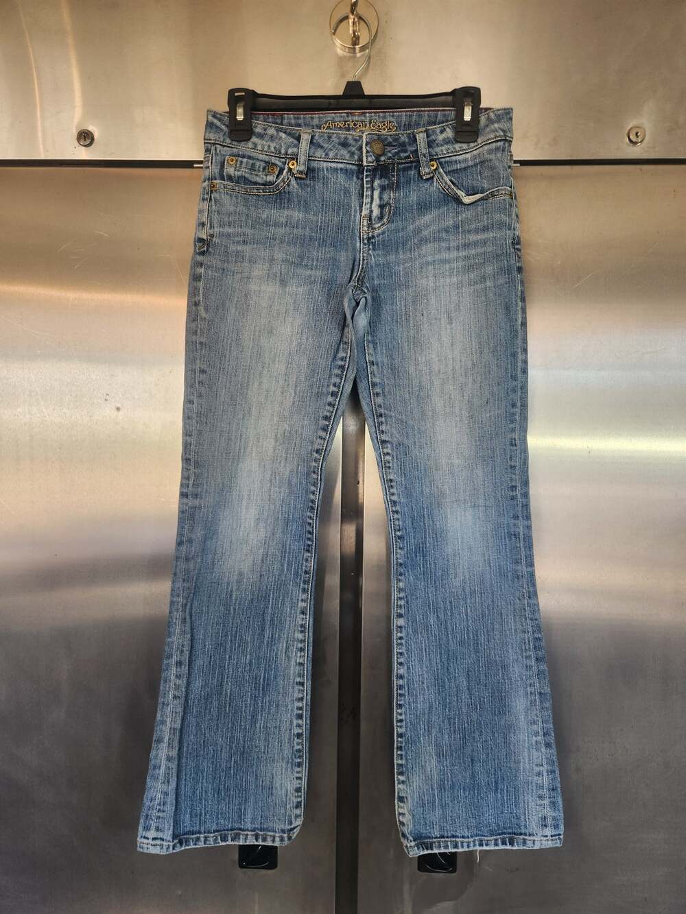 American Eagle Hipster Flare Jeans Women's Light Blue Wash Distressed Denim Y2K